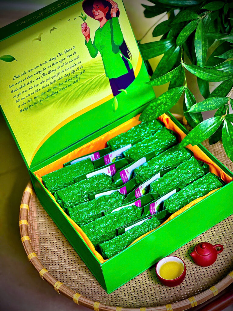 ảnh hộp biếu đựng chè Thái Nguyên thu hương