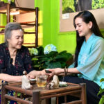 ảnh thu hương và bà cùng chè thái nguyên