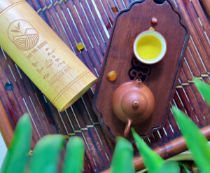 ẢNH CHÉN CHÈ THÁI NGUYÊN THU HƯƠNG